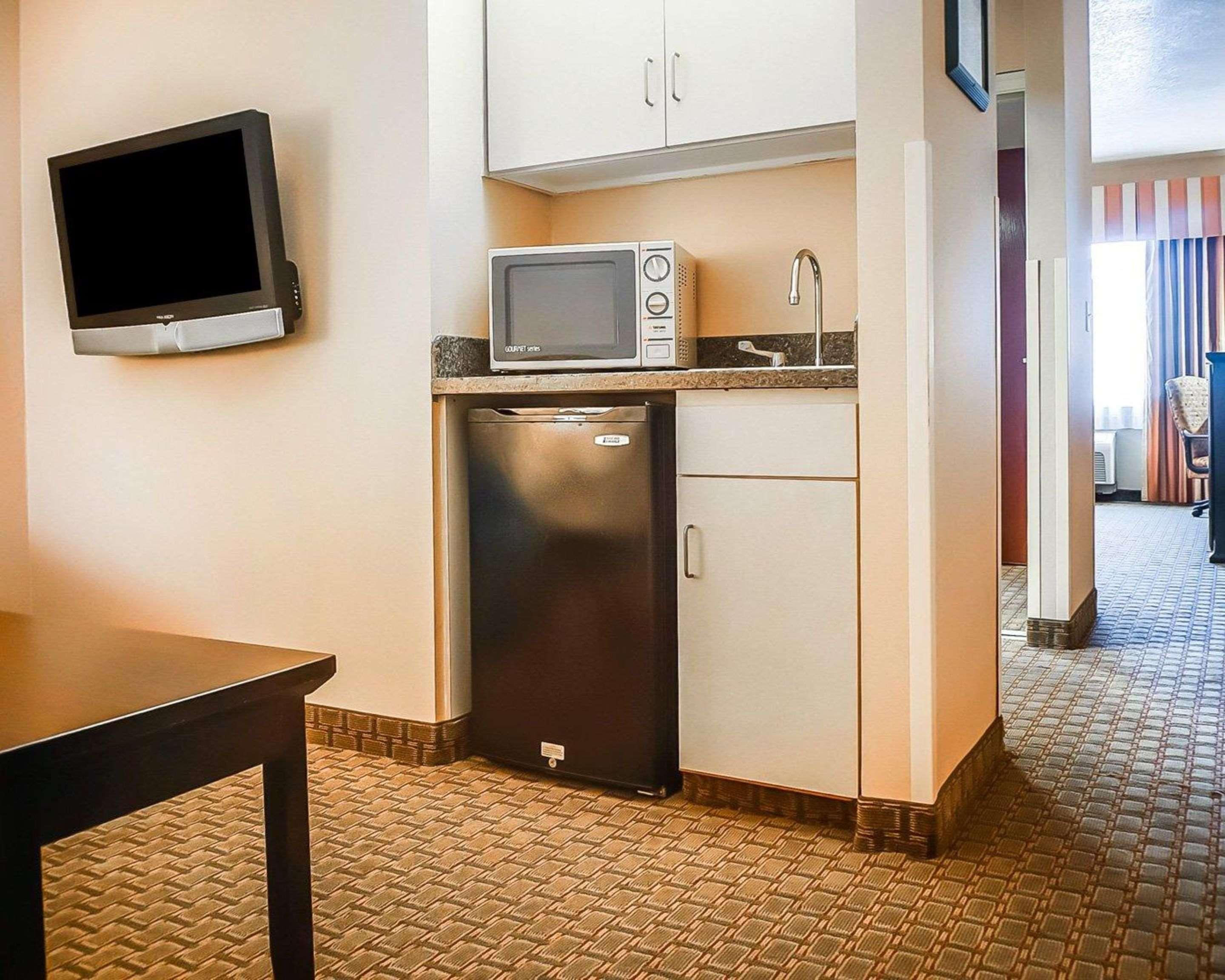 Quality Inn & Suites Roswell Exterior foto